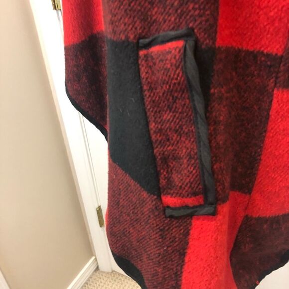 Plaid open drape front vest, size large - Picture 6 of 8